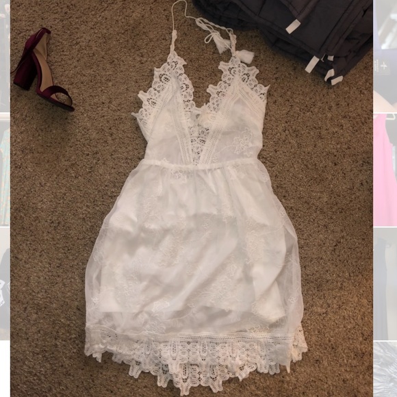 Charlotte Russe Dresses & Skirts - White Mini Lace dress